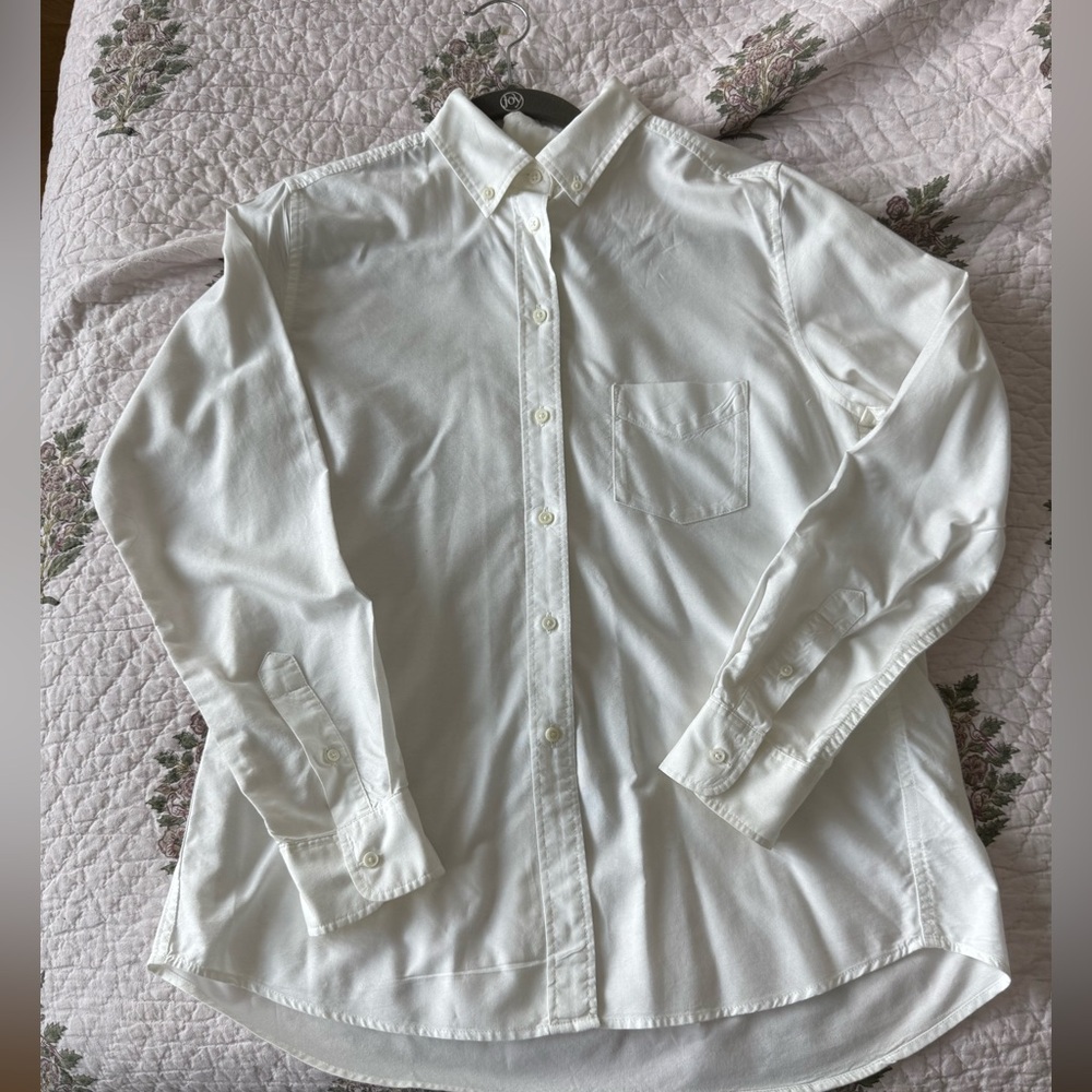 Uniqlo White Button-Up Shirt